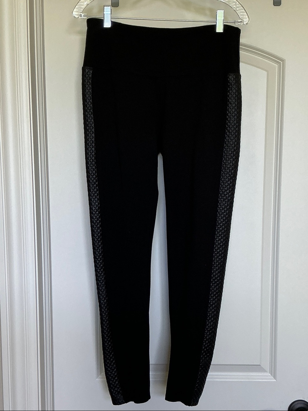 Westbound Black Leggings with Detailed side Panels * M